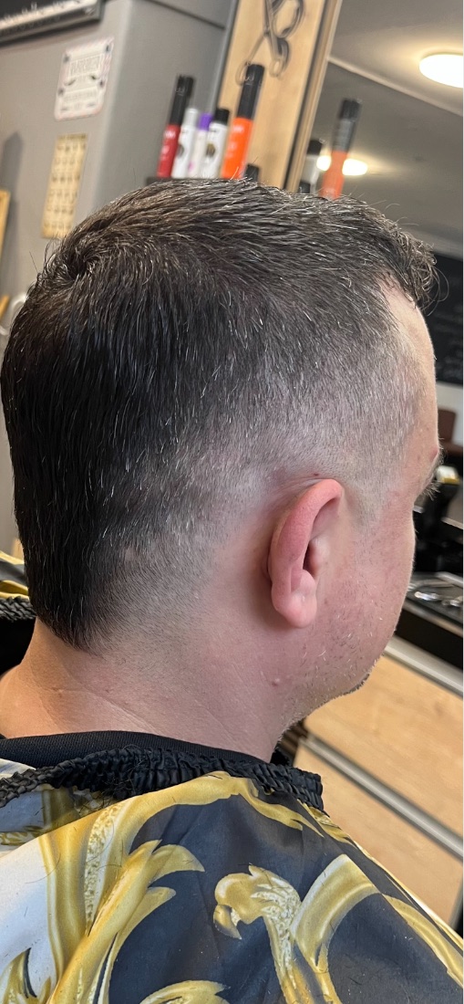 Kort klipning med fade